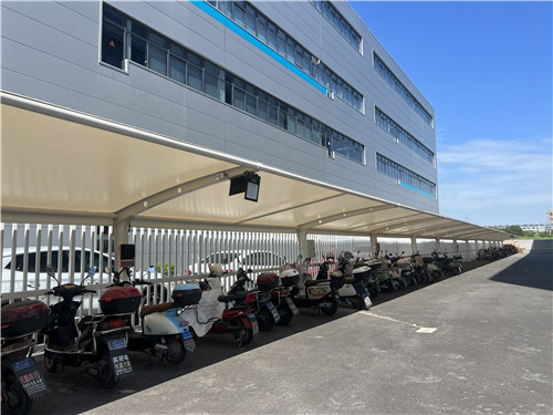 讓電瓶車族“滿電回家”！企福科技園用行動點亮通勤路